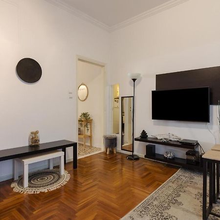 Classic And Modern Apartment In Athen Exterior foto