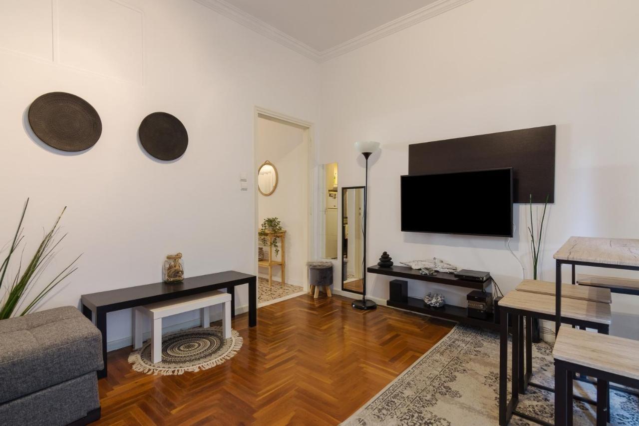 Classic And Modern Apartment In Athen Exterior foto