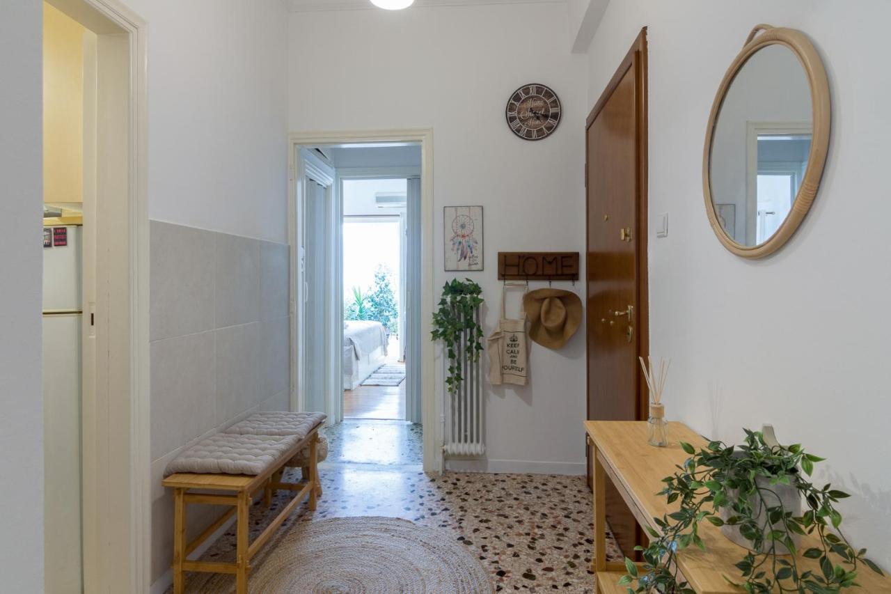 Classic And Modern Apartment In Athen Exterior foto