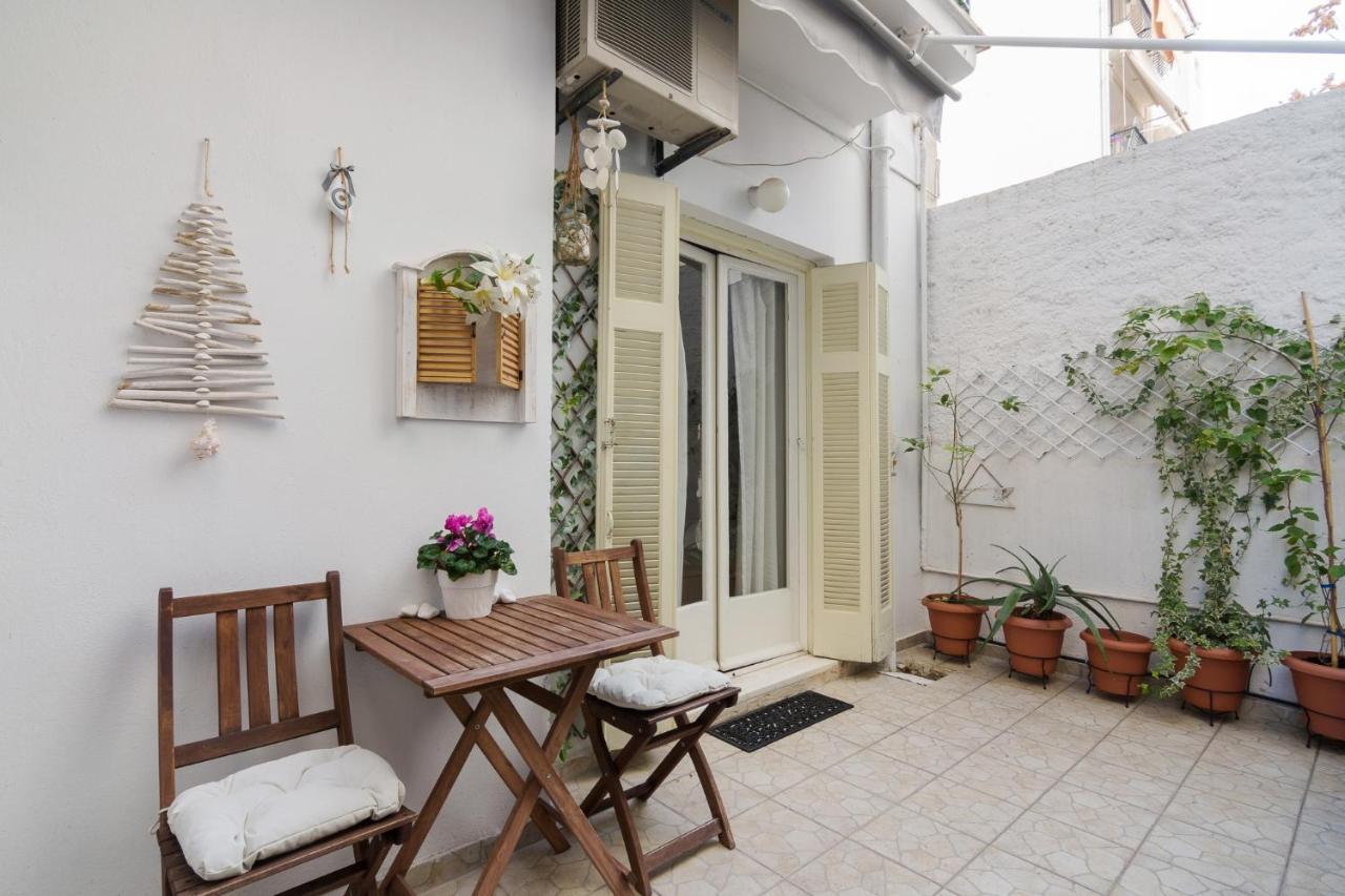 Classic And Modern Apartment In Athen Exterior foto